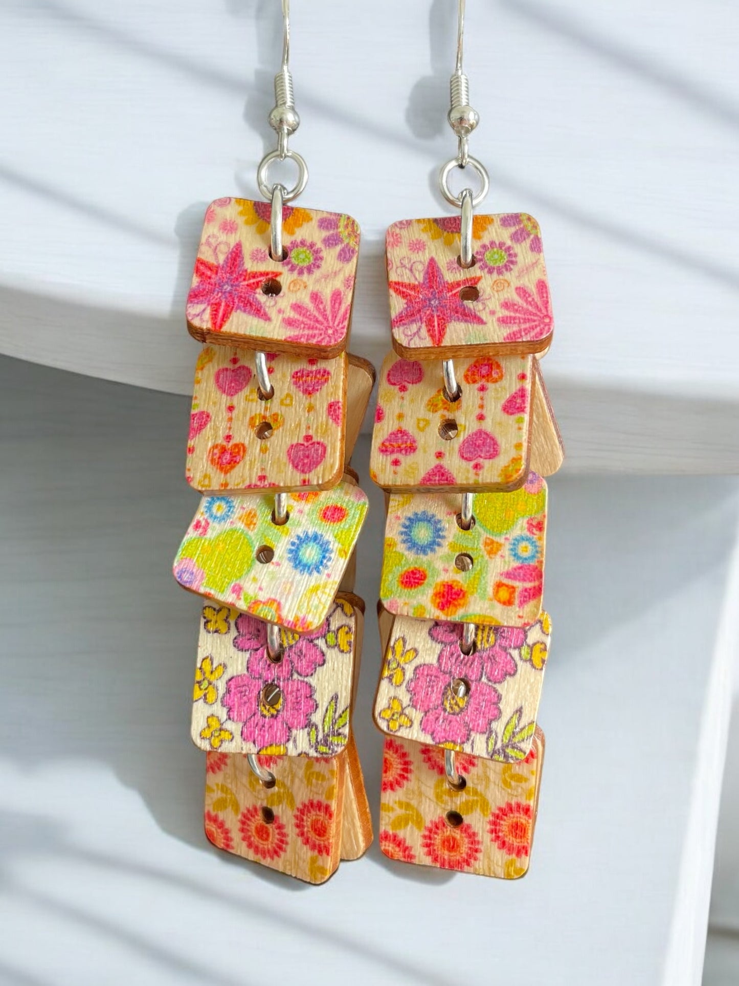 A Buttons Earring(wooden square shape)