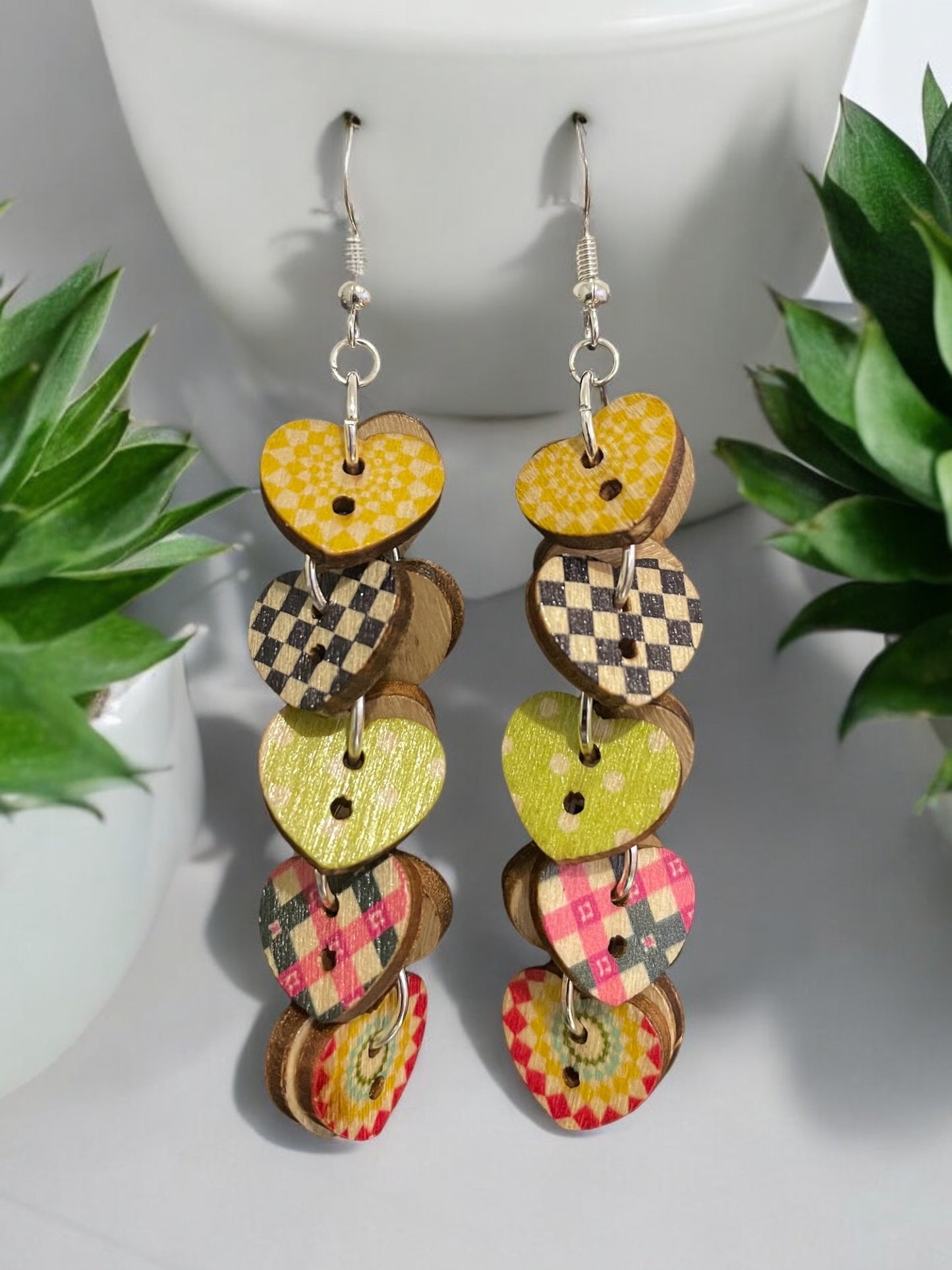 A Buttons Earrings/wooden heart shape